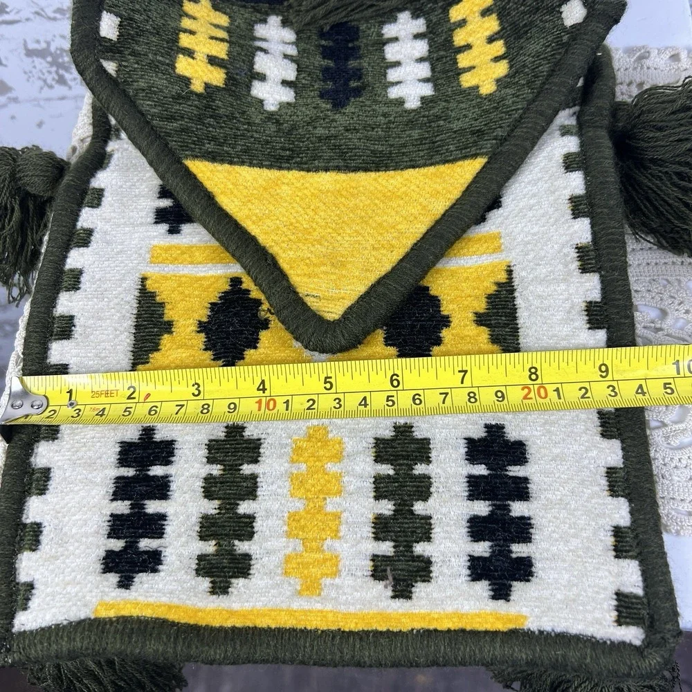 Vintage Syrian Wool Kilim Hanging Wall Pocket Hand Woven Green Gold Tassels 24